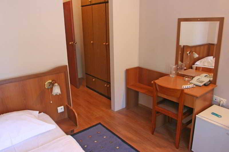 Hotel Zepter Palace Banyaluka Dış mekan fotoğraf